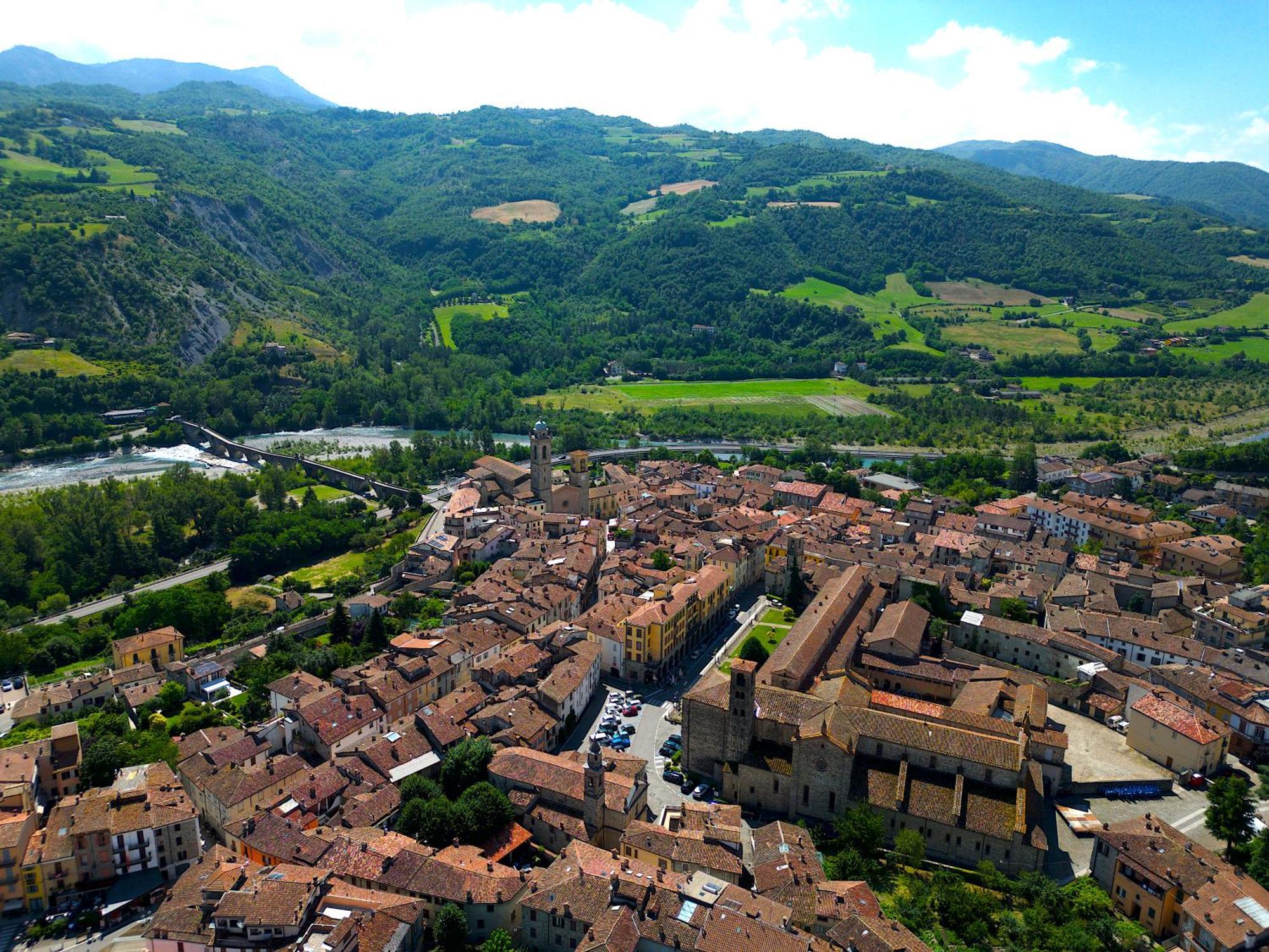 Casa Del Bosco - Vista Mozzafiato & Parco 4 Ettari Villa Bobbio Exteriör bild